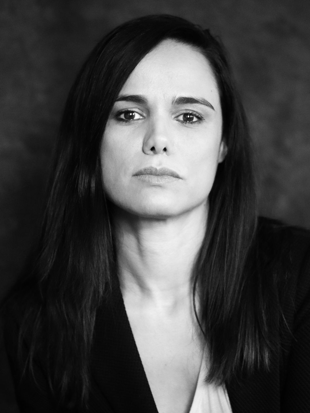 Melissa Mars as Ana Bel